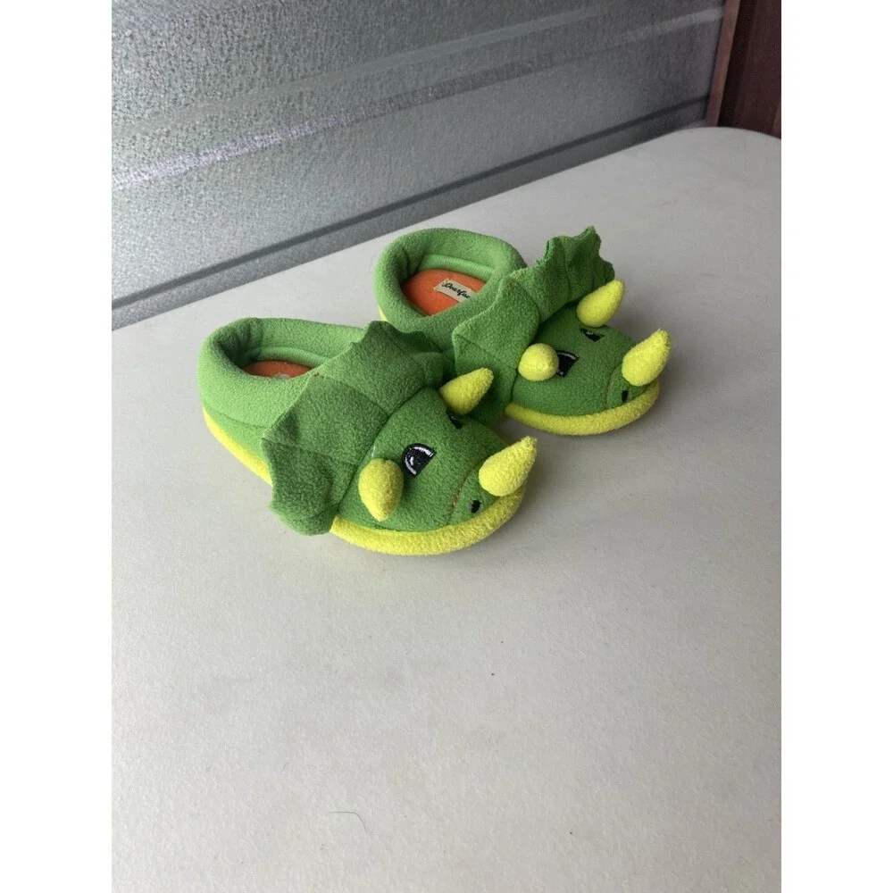 Dearfoams Dinosaur Triceratops Plush Slippers Green Toddler Size 7-8 US